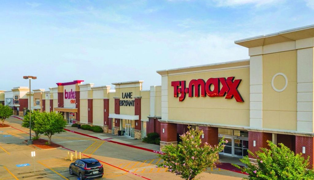 Retail shopping center property in the Texarkana region