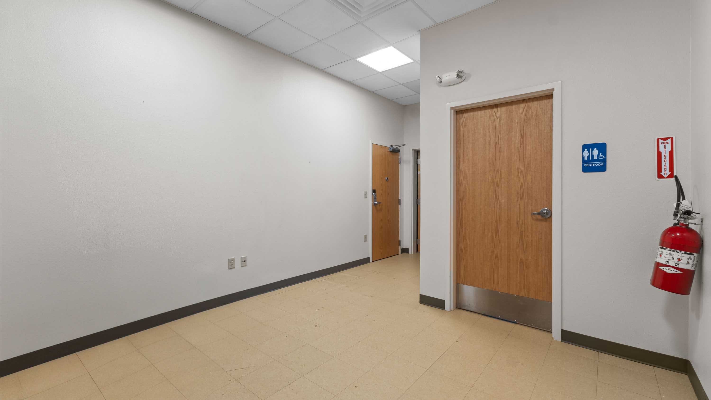 4083 Jefferson Ave., Texarkana, Arkansas 71854, ,Office,For Lease,Jefferson Ave.,1099 4083 Jefferson Ave., Texarkana, Arkansas 71854, ,Office,For Lease,Jefferson Ave.,1099