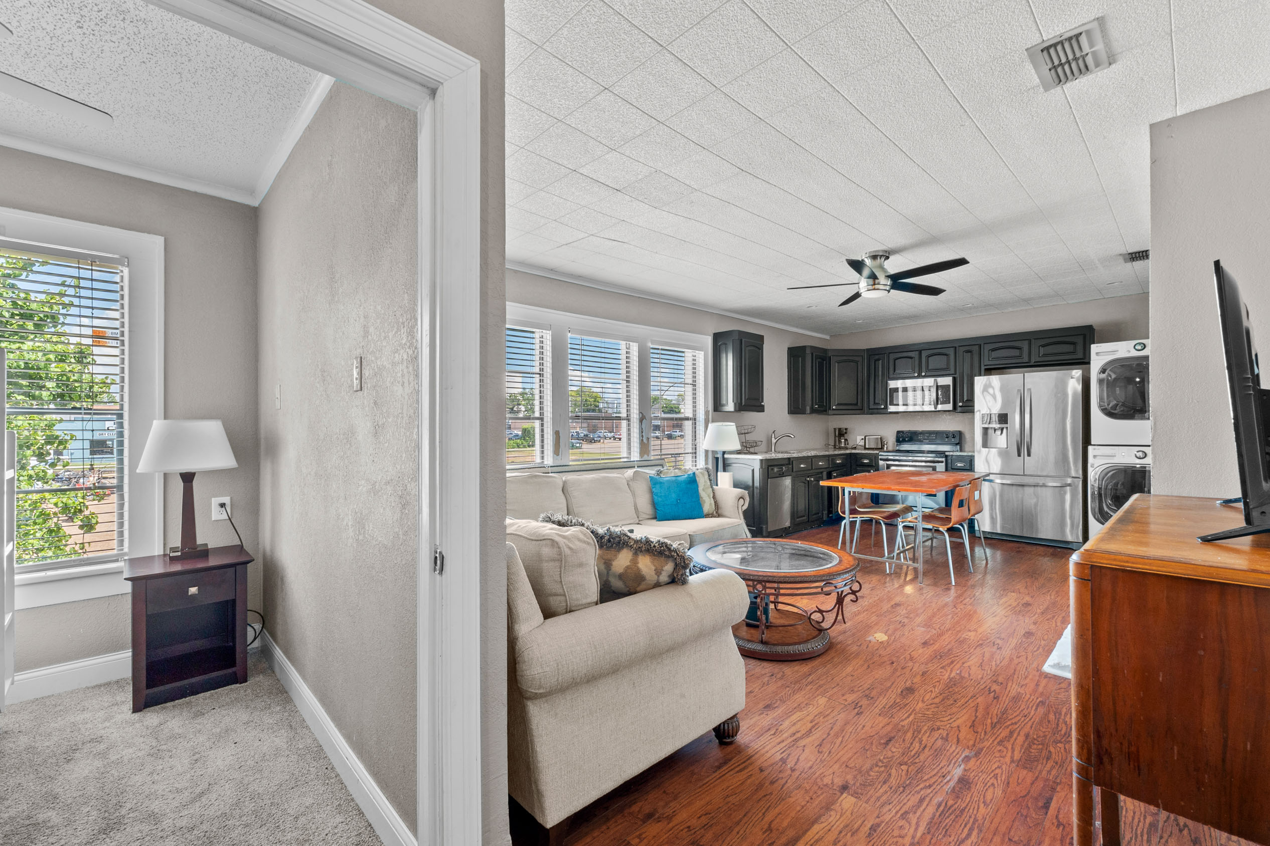 701 Olive, Texarkana, Texas 75501, ,Multi-Family,For Sale,Olive,1101 701 Olive, Texarkana, Texas 75501, ,Multi-Family,For Sale,Olive,1101