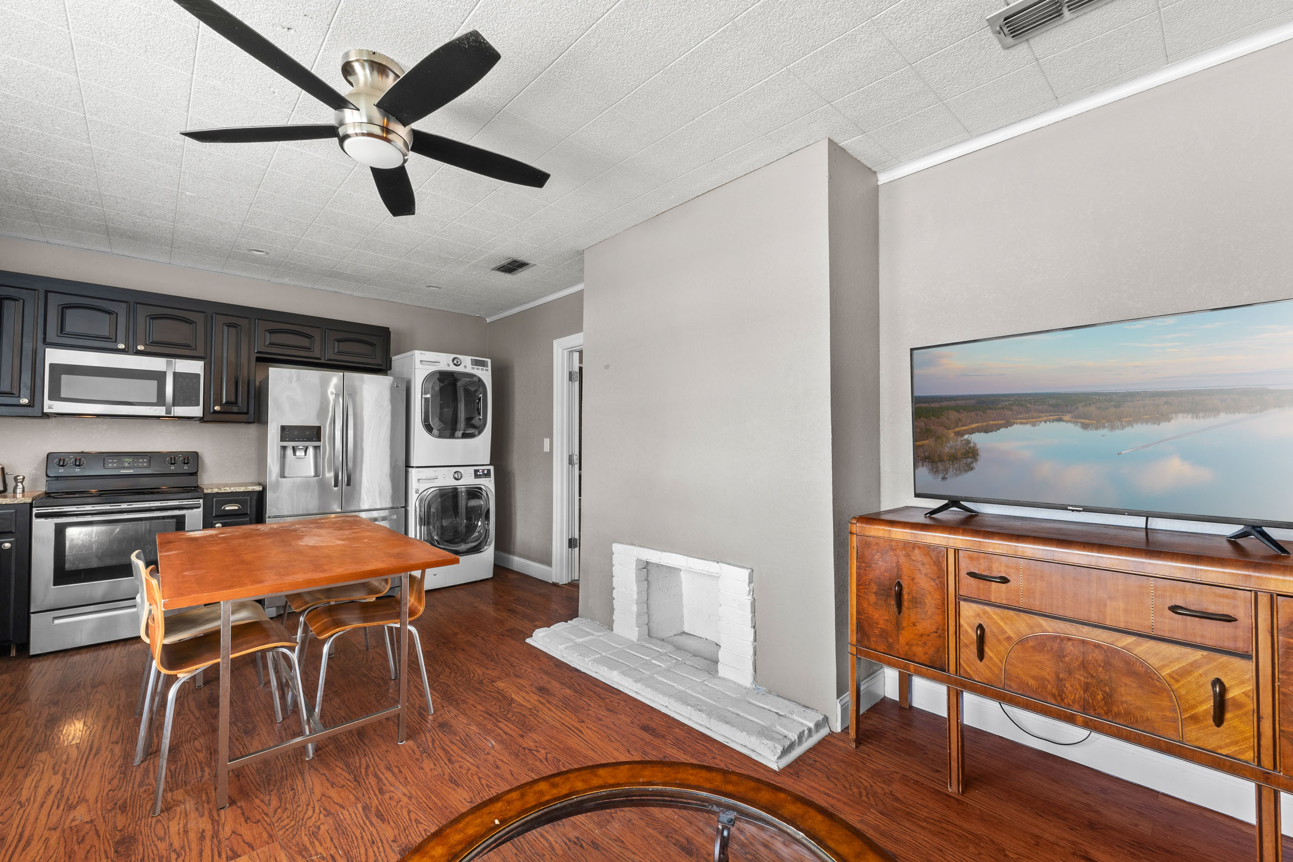 701 Olive, Texarkana, Texas 75501, ,Multi-Family,For Sale,Olive,1101 701 Olive, Texarkana, Texas 75501, ,Multi-Family,For Sale,Olive,1101
