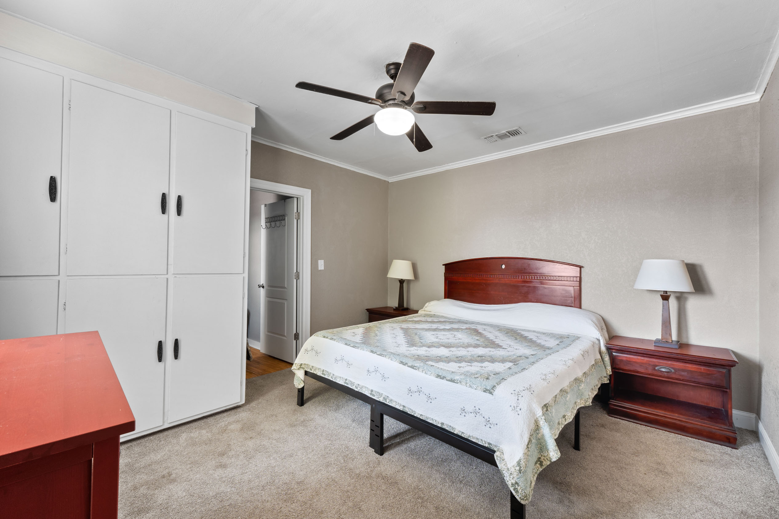 701 Olive, Texarkana, Texas 75501, ,Multi-Family,For Sale,Olive,1101 701 Olive, Texarkana, Texas 75501, ,Multi-Family,For Sale,Olive,1101