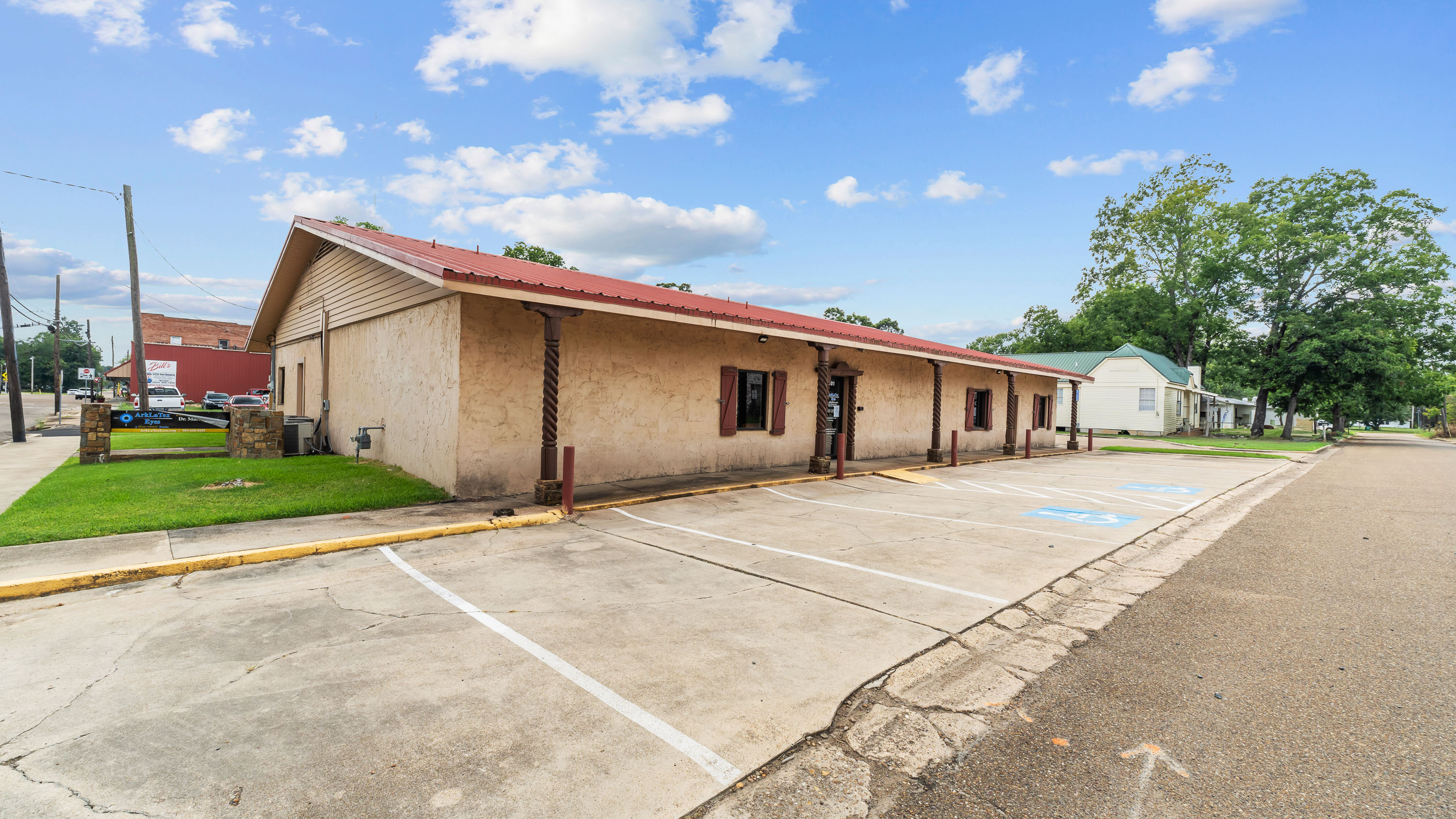 101 Tyson, New Boston, Texas 75570, ,Office,For Sale,Tyson,1103 101 Tyson, New Boston, Texas 75570, ,Office,For Sale,Tyson,1103