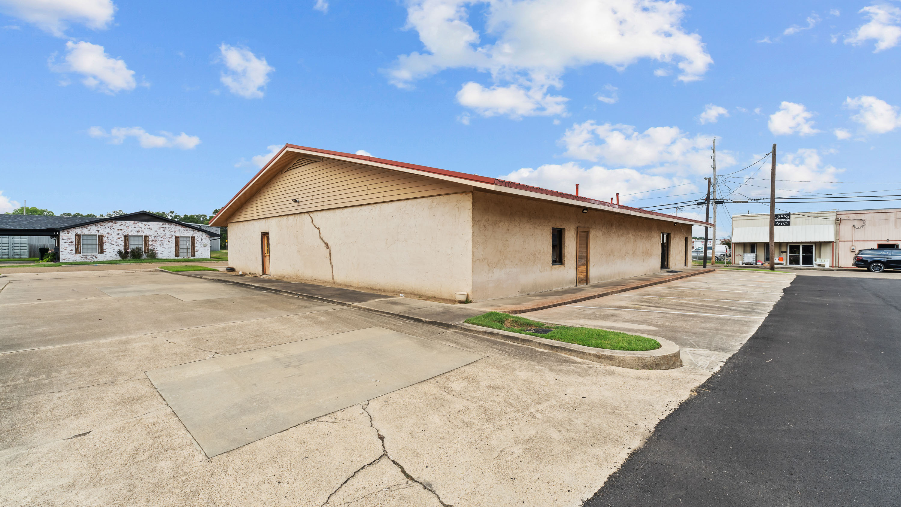 101 Tyson, New Boston, Texas 75570, ,Office,For Sale,Tyson,1103 101 Tyson, New Boston, Texas 75570, ,Office,For Sale,Tyson,1103