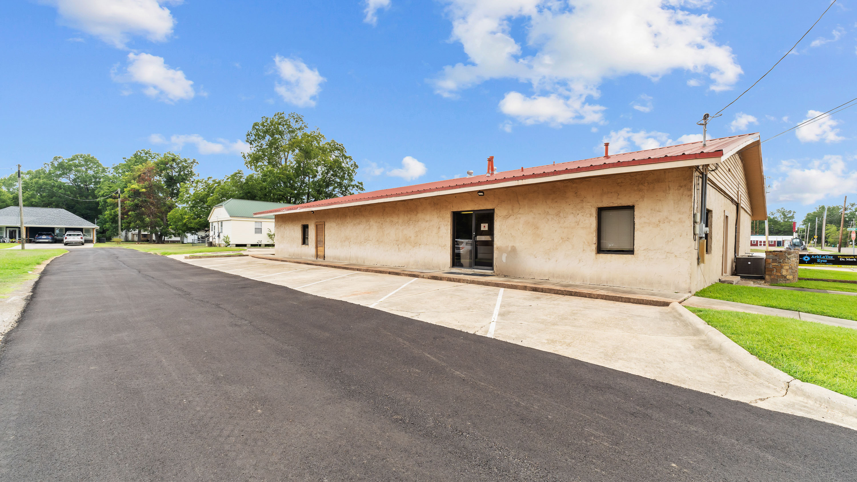 101 Tyson, New Boston, Texas 75570, ,Office,For Sale,Tyson,1103 101 Tyson, New Boston, Texas 75570, ,Office,For Sale,Tyson,1103