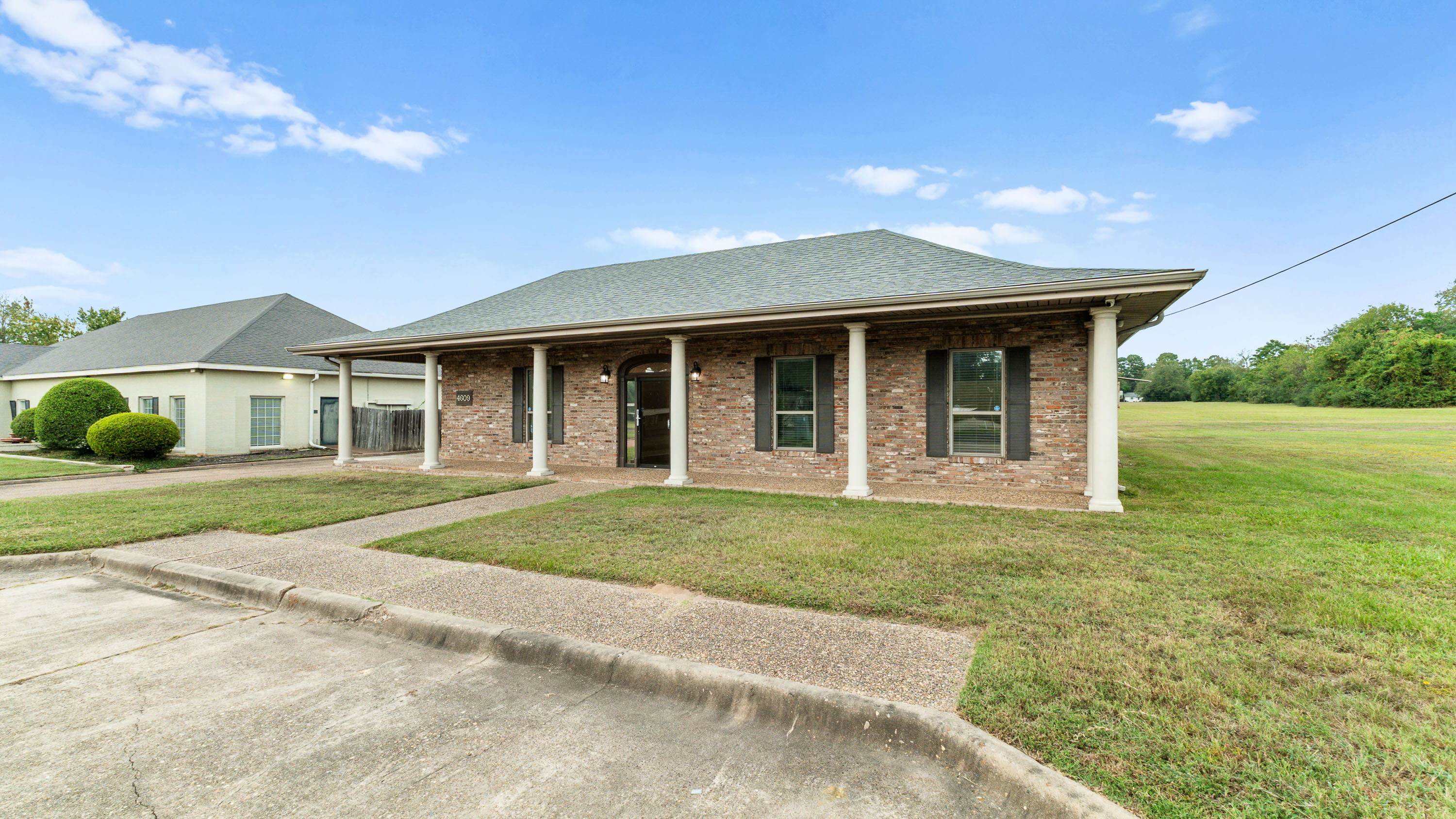 4609 Texas Blvd., Texarkana, Texas 75503, ,Office,For Sale,Texas Blvd.,1115