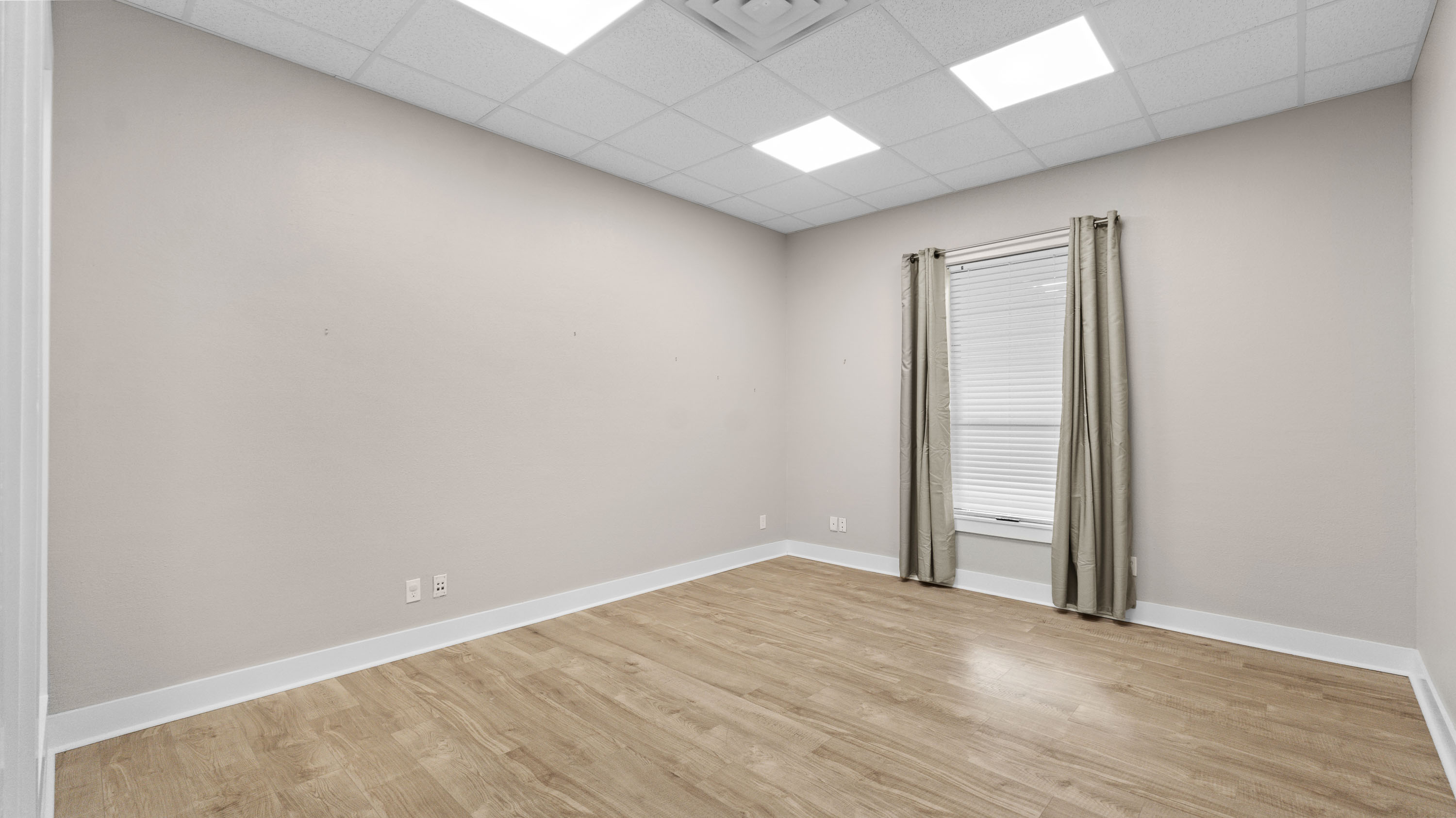 4609 Texas Blvd., Texarkana, Texas 75503, ,Office,For Lease,Texas Blvd.,1116