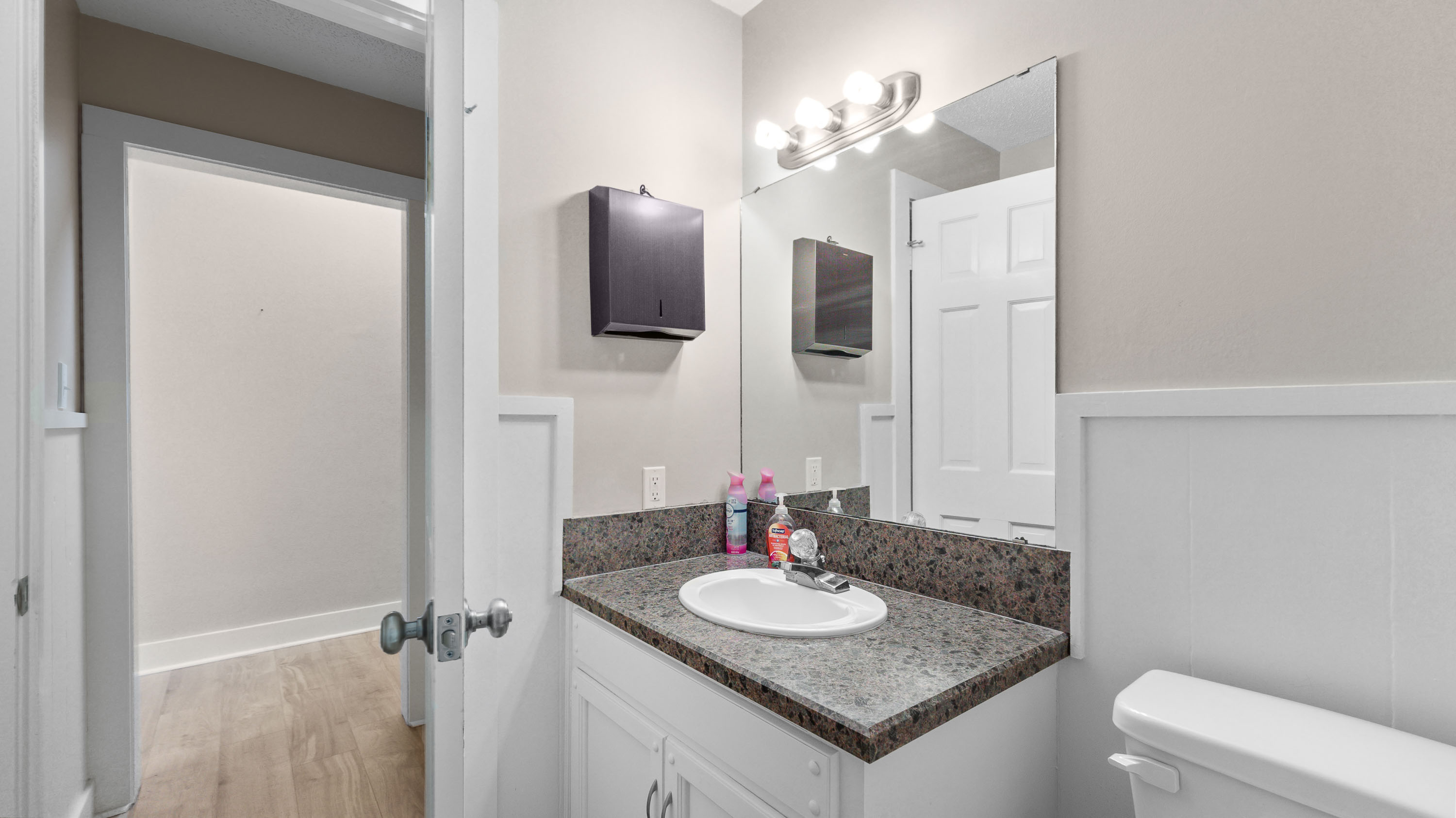 4609 Texas Blvd., Texarkana, Texas 75503, ,Office,For Lease,Texas Blvd.,1116