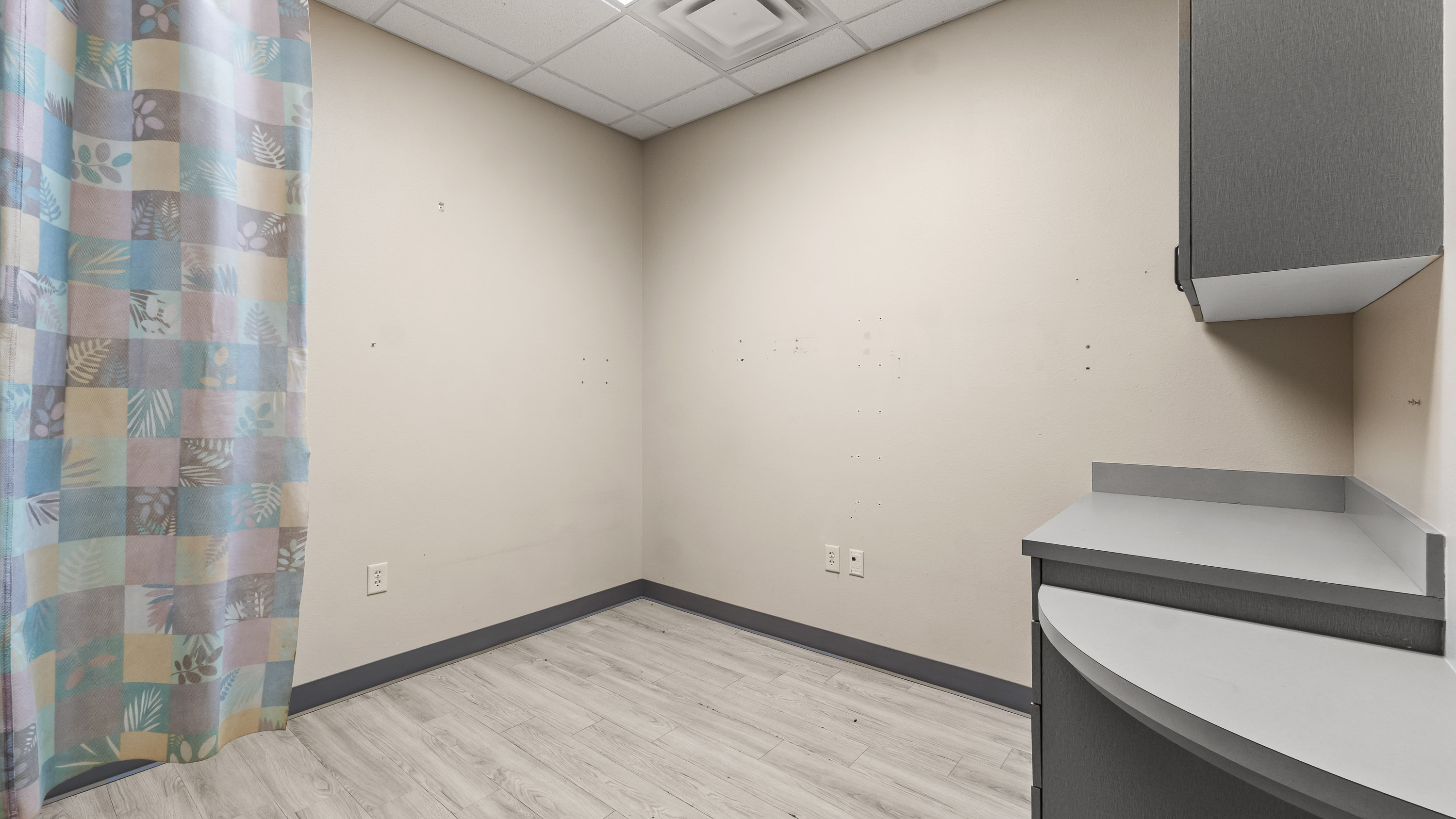910 James Bowie Dr., New Boston, Texas 75570, 12 Rooms Rooms,Retail,For Lease,James Bowie,1131