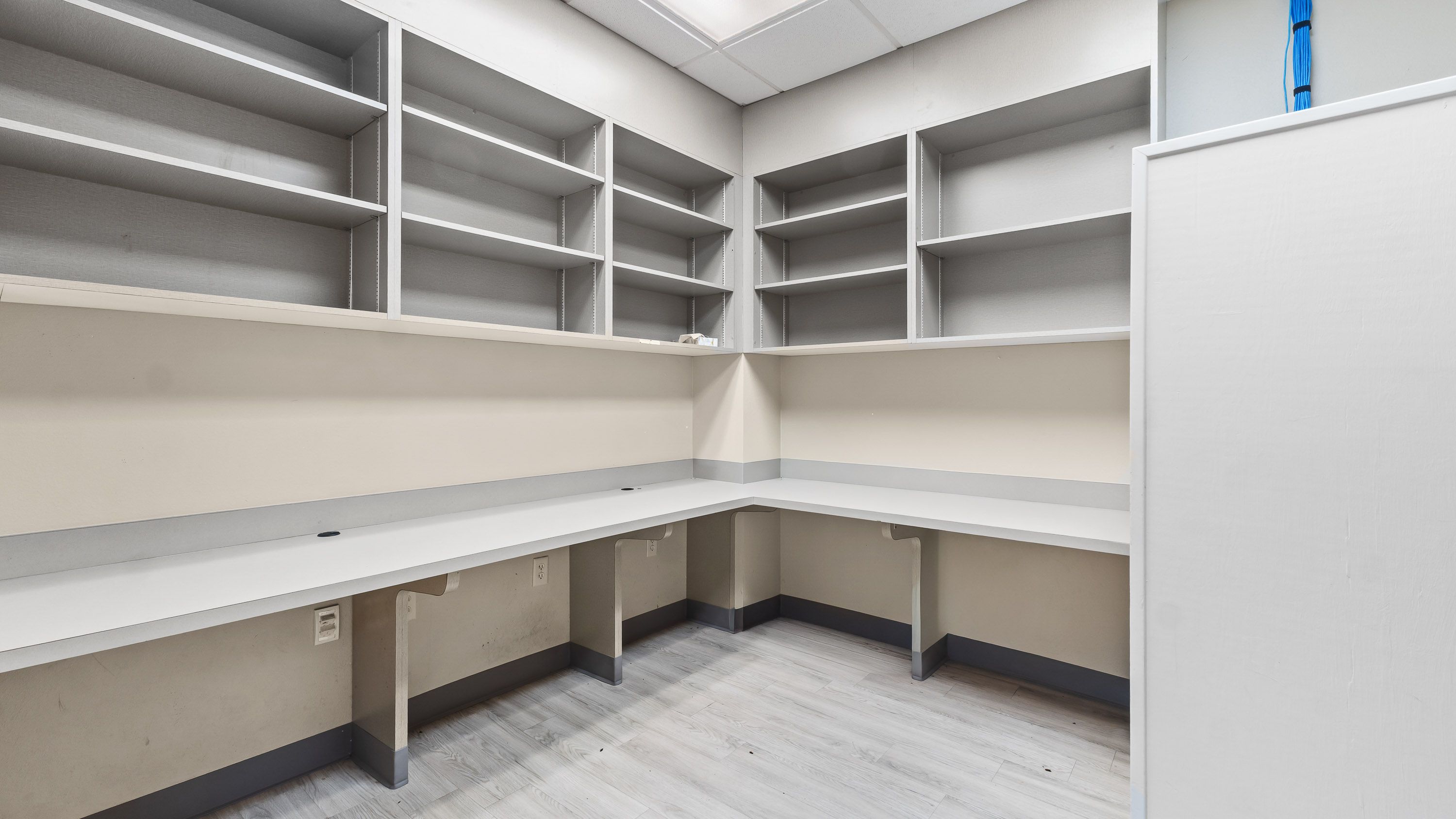 910 James Bowie Dr., New Boston, Texas 75570, 12 Rooms Rooms,Retail,For Lease,James Bowie,1131