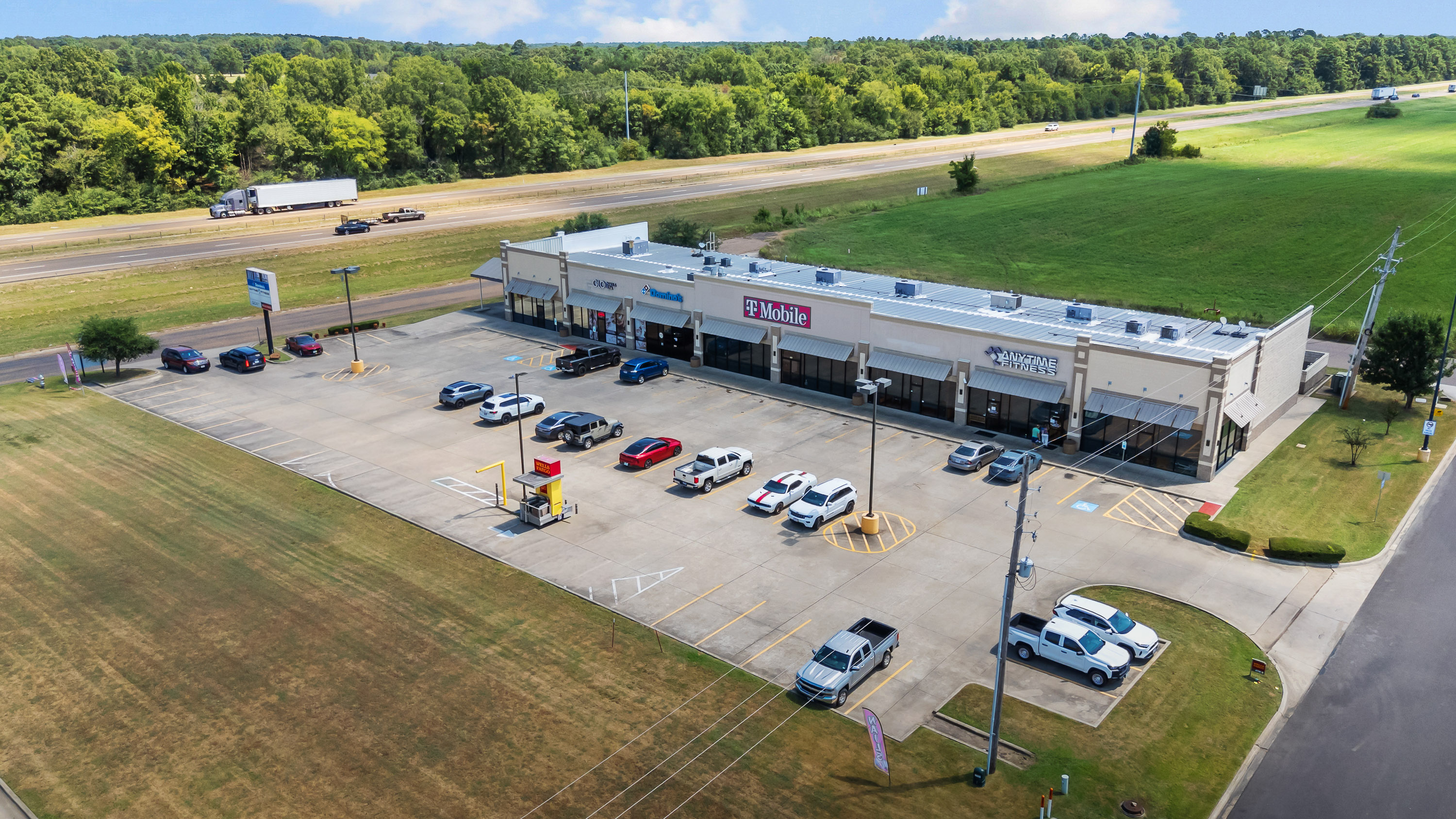 910 James Bowie Dr., New Boston, Texas 75570, 12 Rooms Rooms,Retail,For Lease,James Bowie,1131