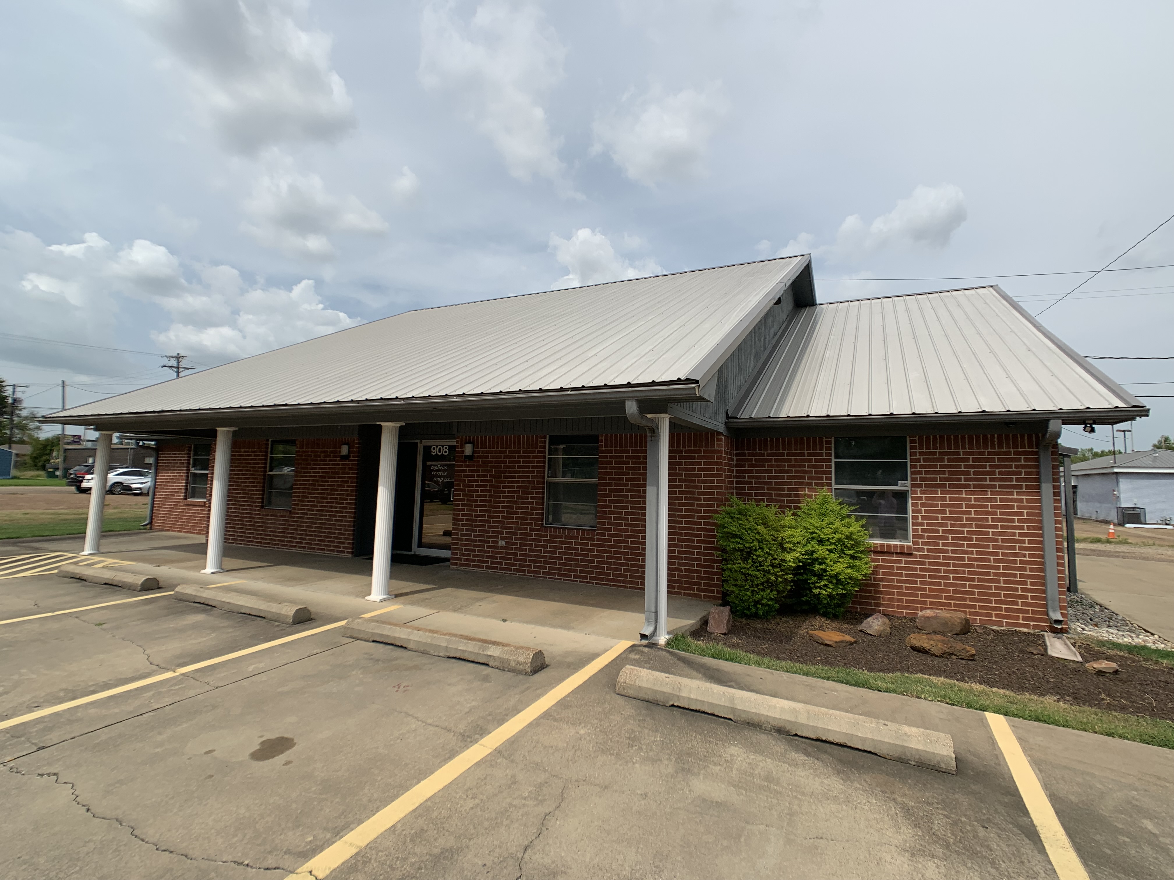 908 Spruce St., Texarkana, Texas 75501, ,Office,Sold/Leased,Spruce St.,1044