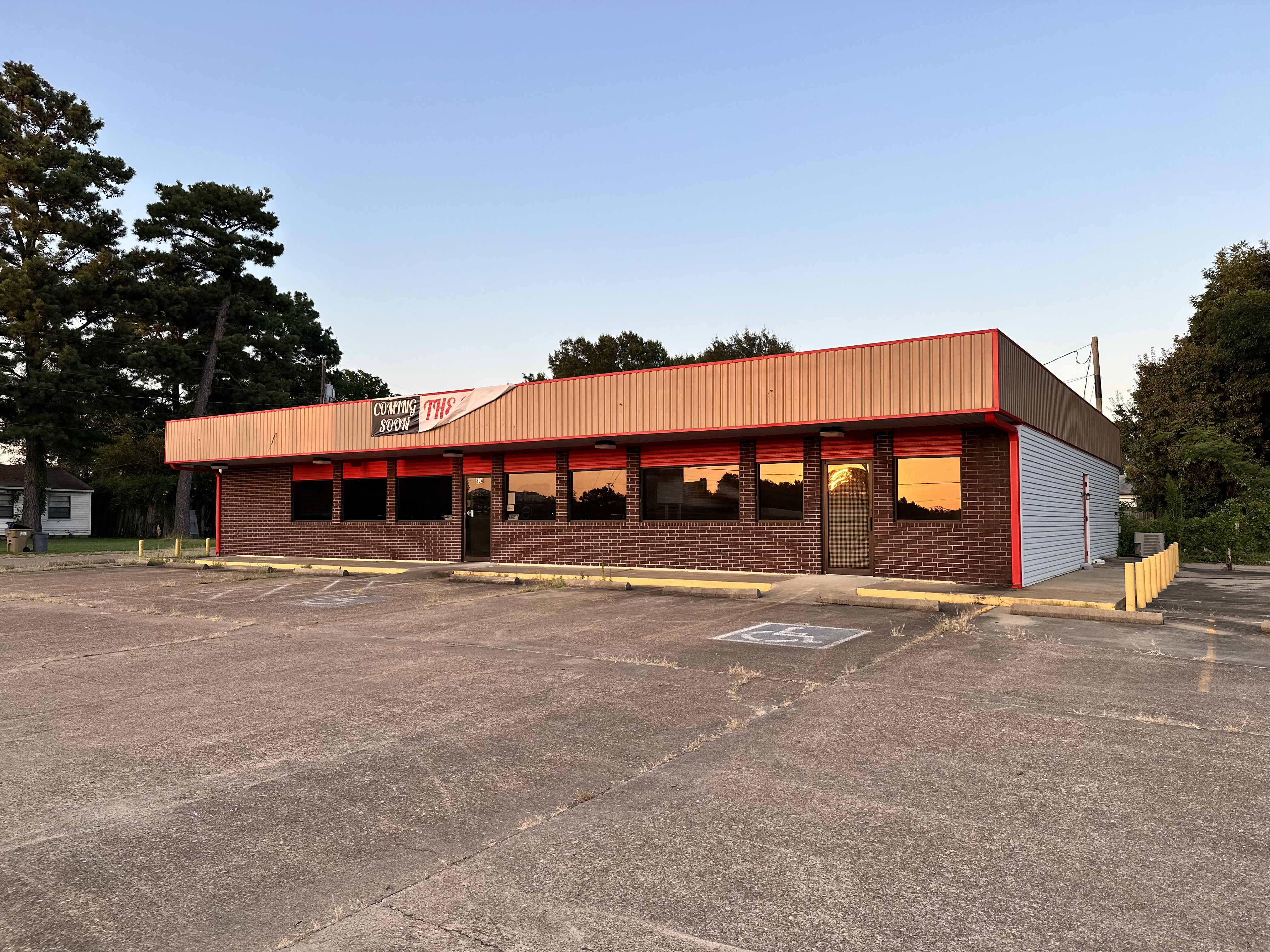 804 Main St., Hooks, Texas 75561, 7 Rooms Rooms,Retail,Sold/Leased,Main St.,1058