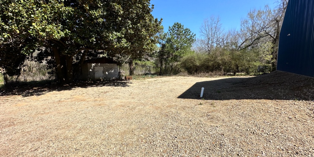 Back Parking Area and a Storage Unit For Extras or Off Season Items