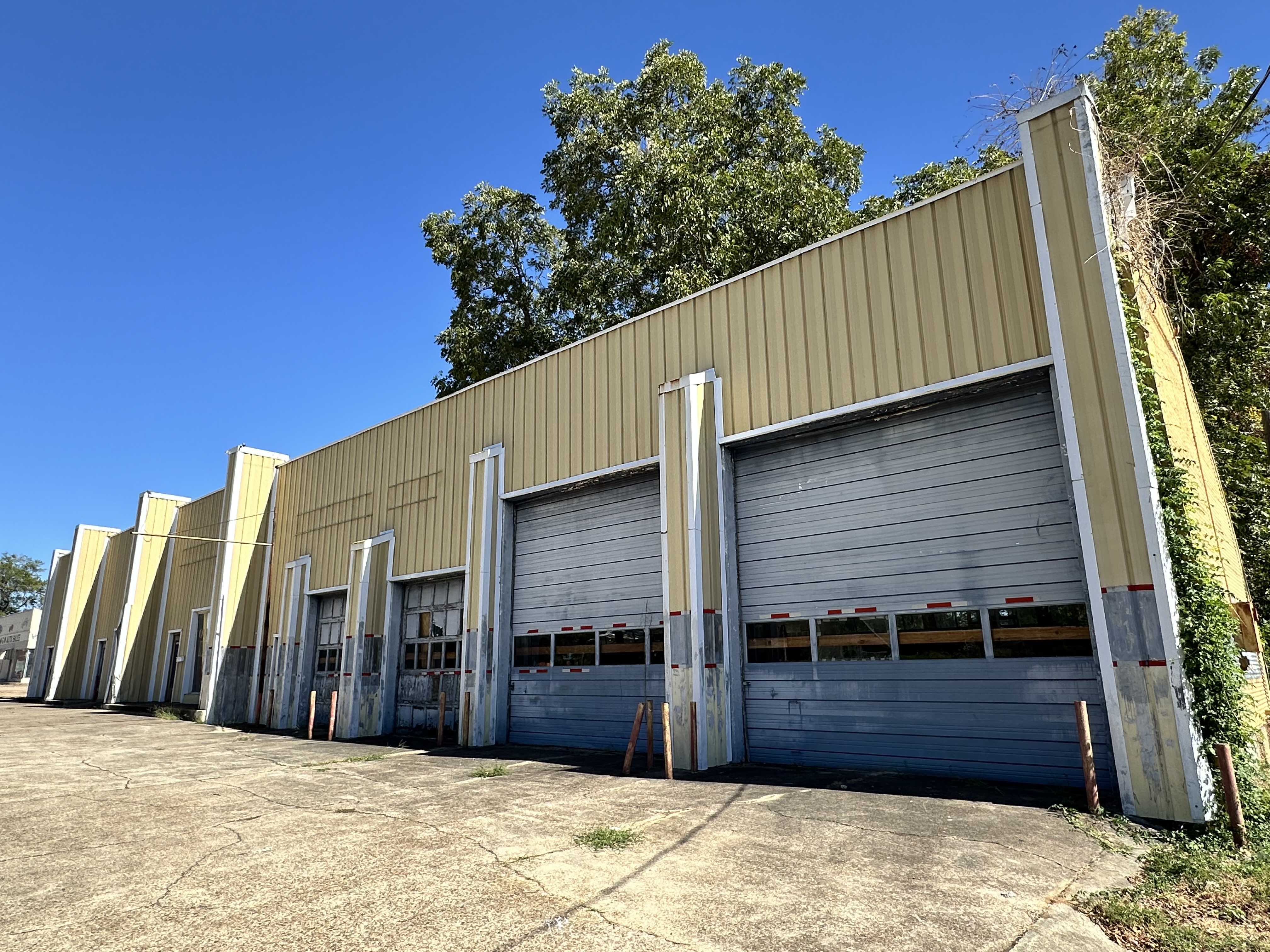 801 W. 7th St., Texarkana, Texas 75501, ,Warehouse,For Sale,W. 7th St.,1075