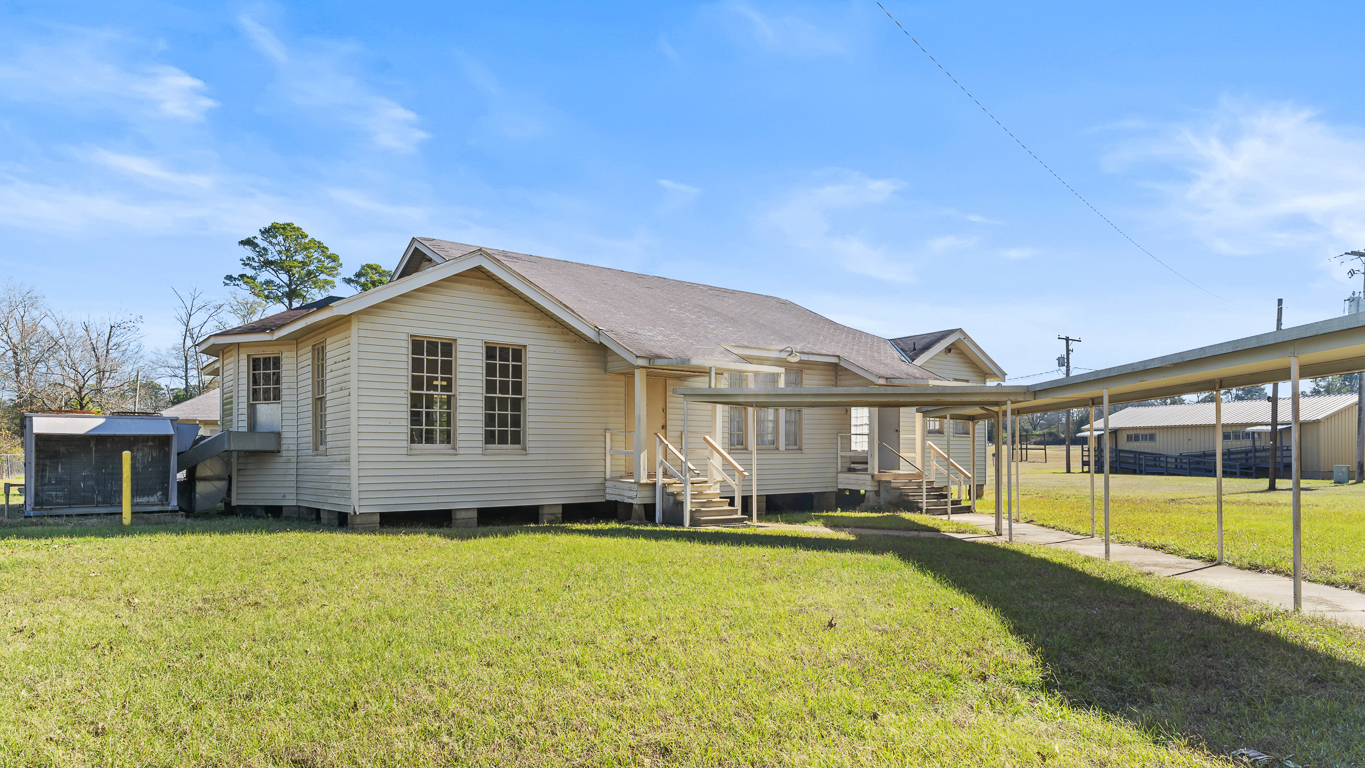 14905 Oak St., Hosston, Louisiana 71043, ,Special Purpose,For Sale,Hosston School,Oak St.,1080