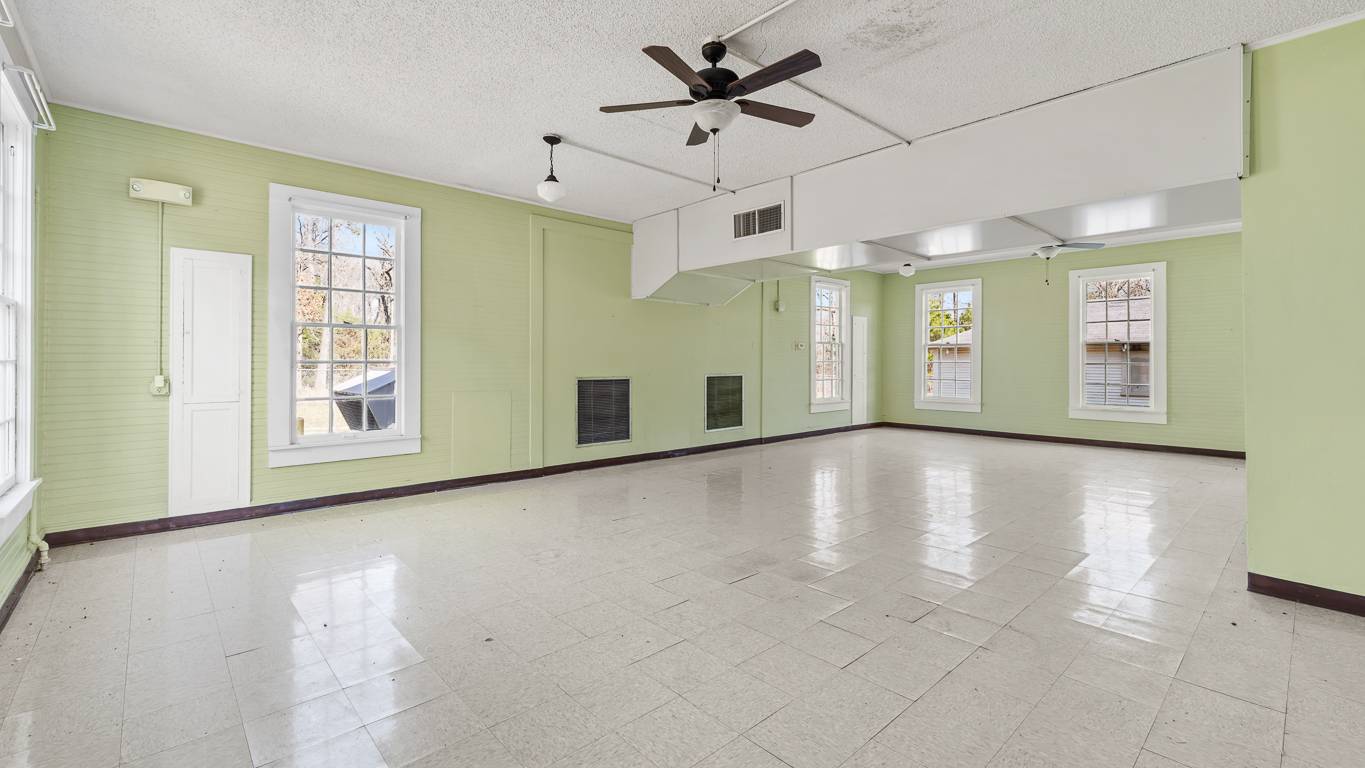 14905 Oak St., Hosston, Louisiana 71043, ,Special Purpose,For Sale,Hosston School,Oak St.,1080