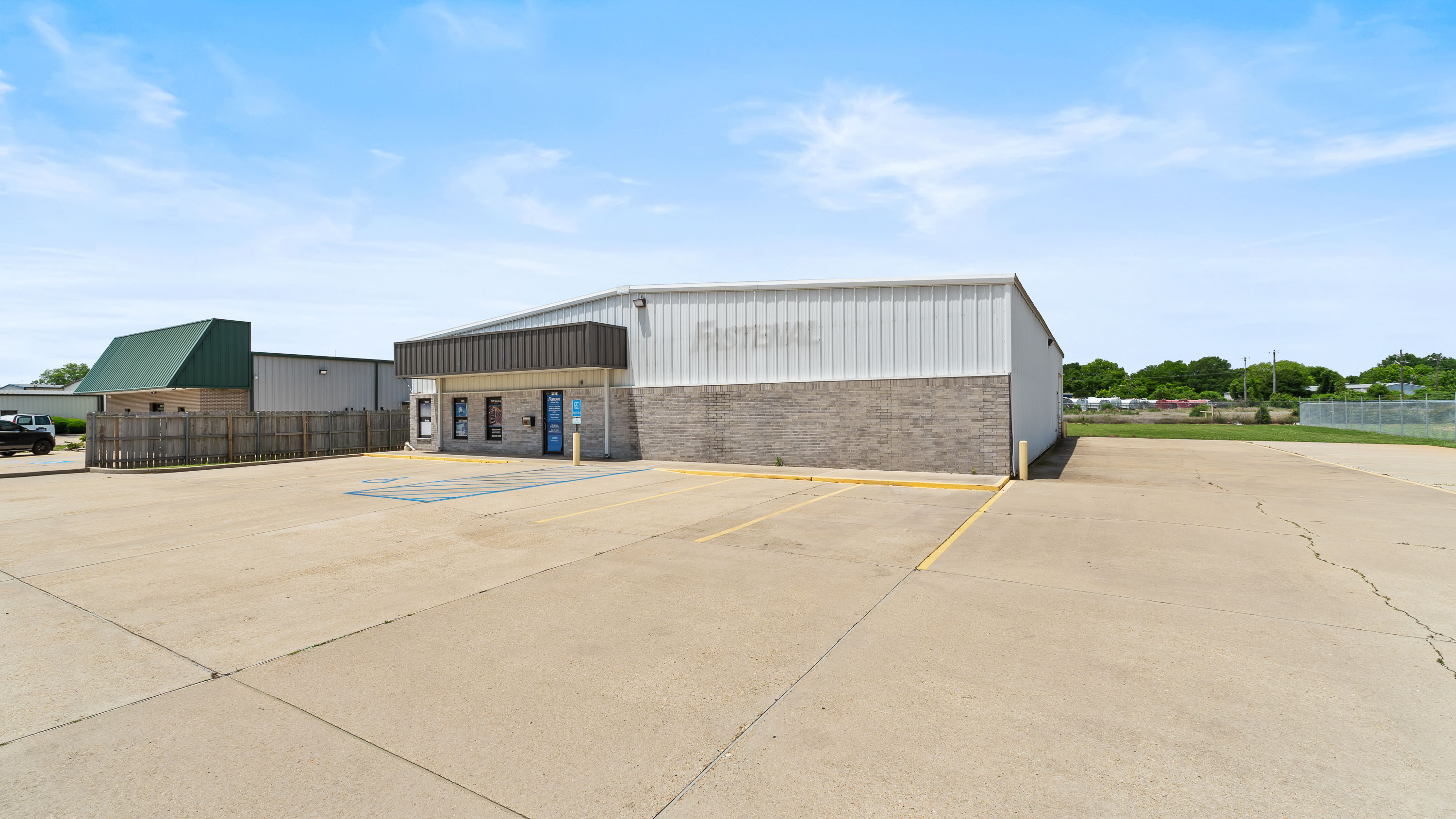 4911-B Shed Rd., Bossier City, Louisiana 71111, ,Warehouse,For Lease,Shed Rd.,1097