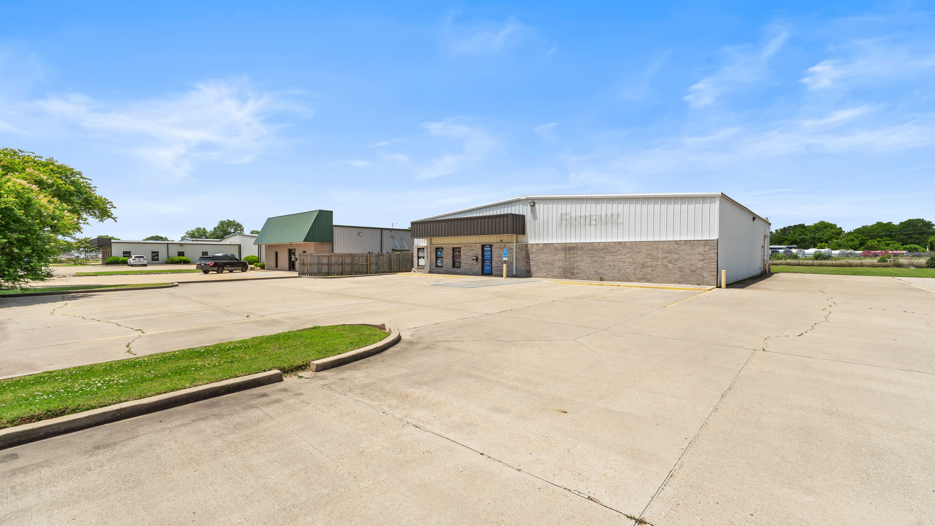 4911-B Shed Rd., Bossier City, Louisiana 71111, ,Warehouse,For Lease,Shed Rd.,1097